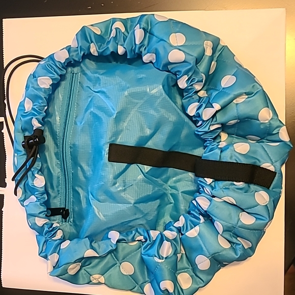 LayNGo Rollup Makeup Bag - Picture 3 of 4